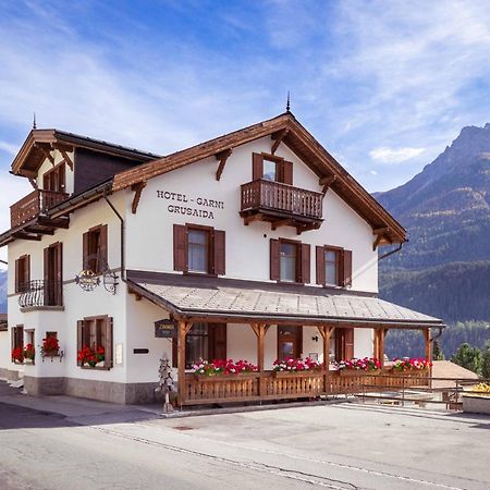 Garni Alpenrose - Grusaida Scuol Bagian luar foto